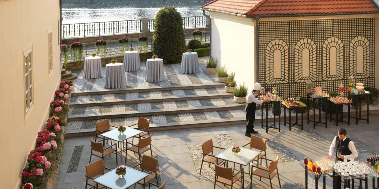 Four Seasons Hotel Prague