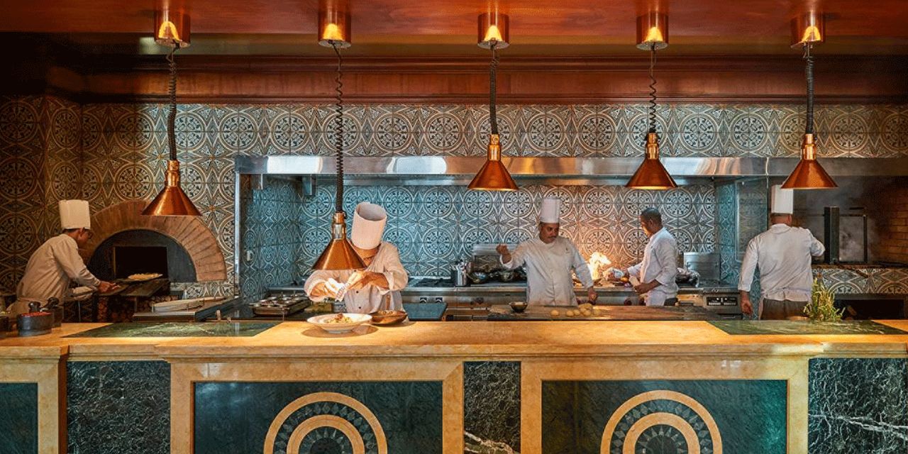 Four Seasons Hotel Cairo at Nile Plaza