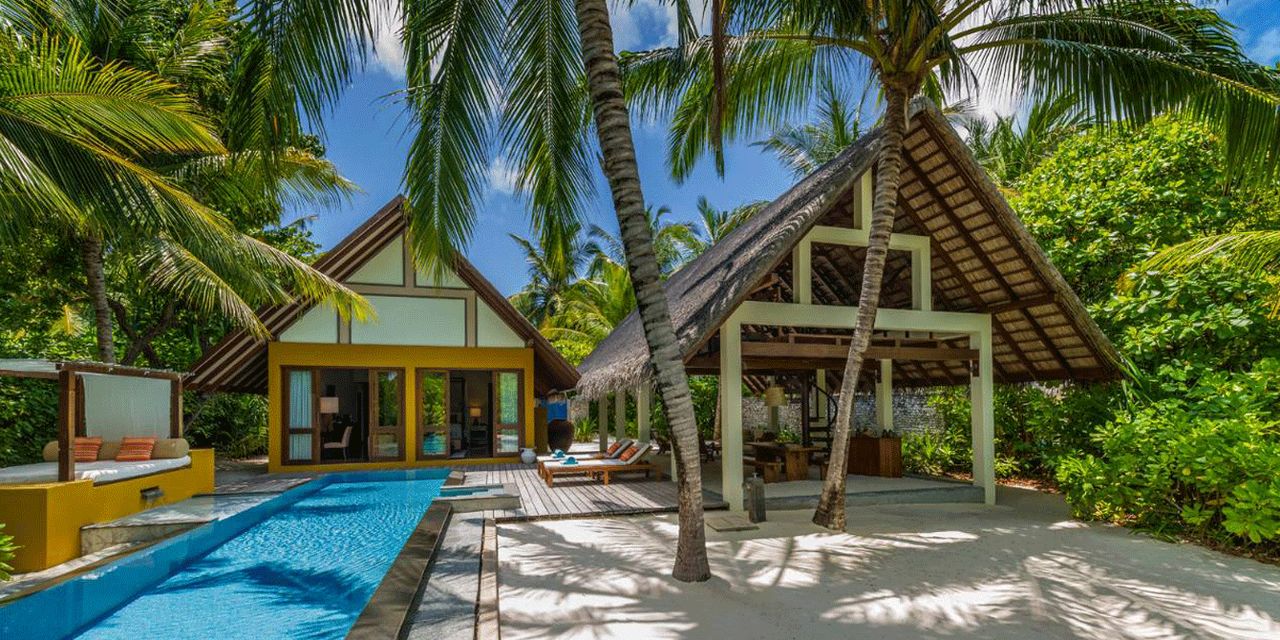 Four Seasons Resort Maldives at Landaa Giraavaru