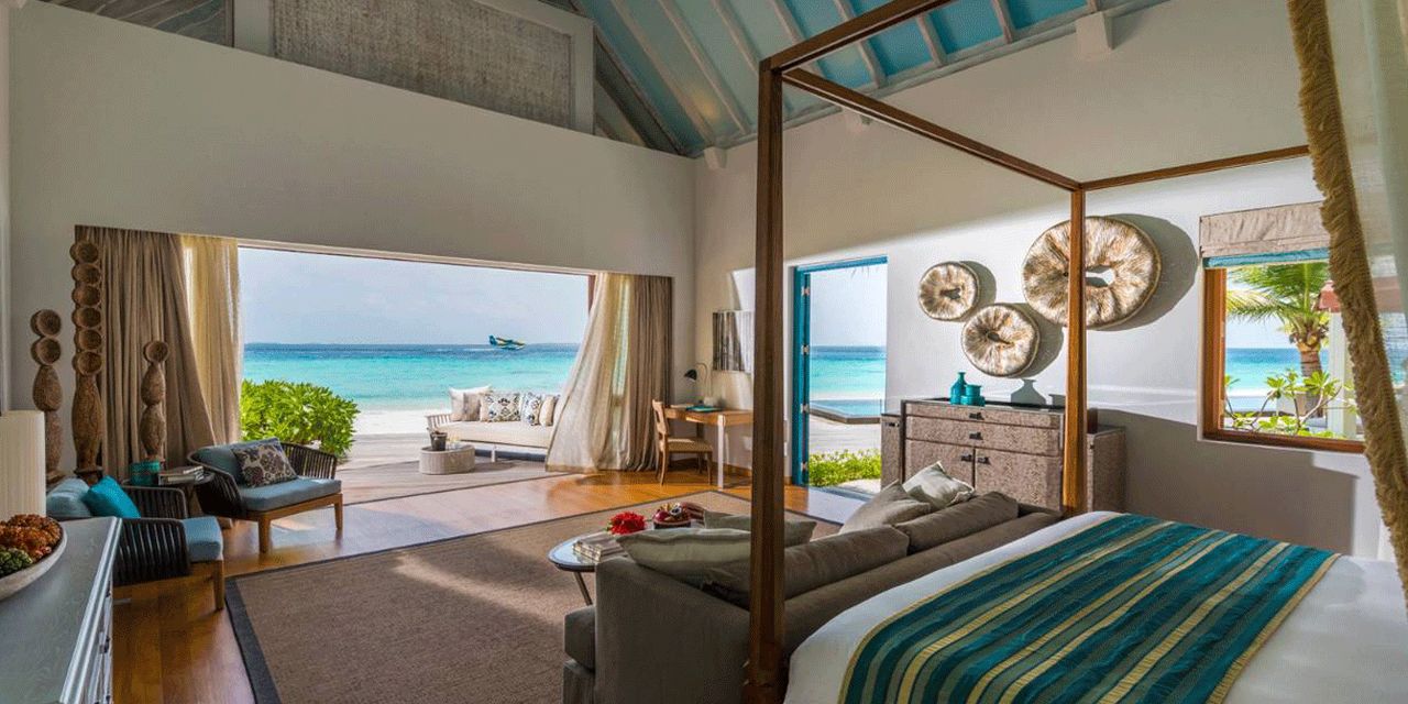 Four Seasons Resort Maldives at Landaa Giraavaru
