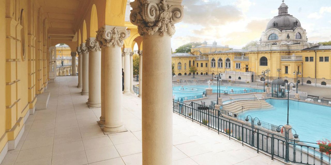 Four Seasons Hotel Gresham Palace