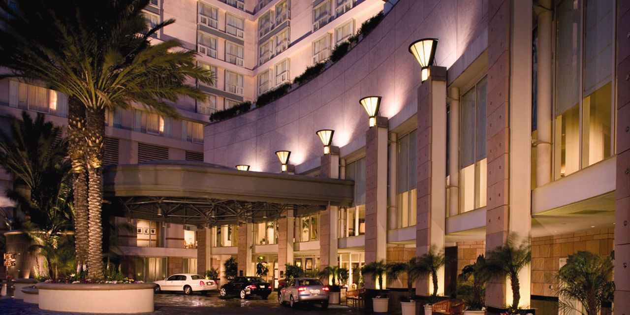 Omni Los Angeles at California Plaza