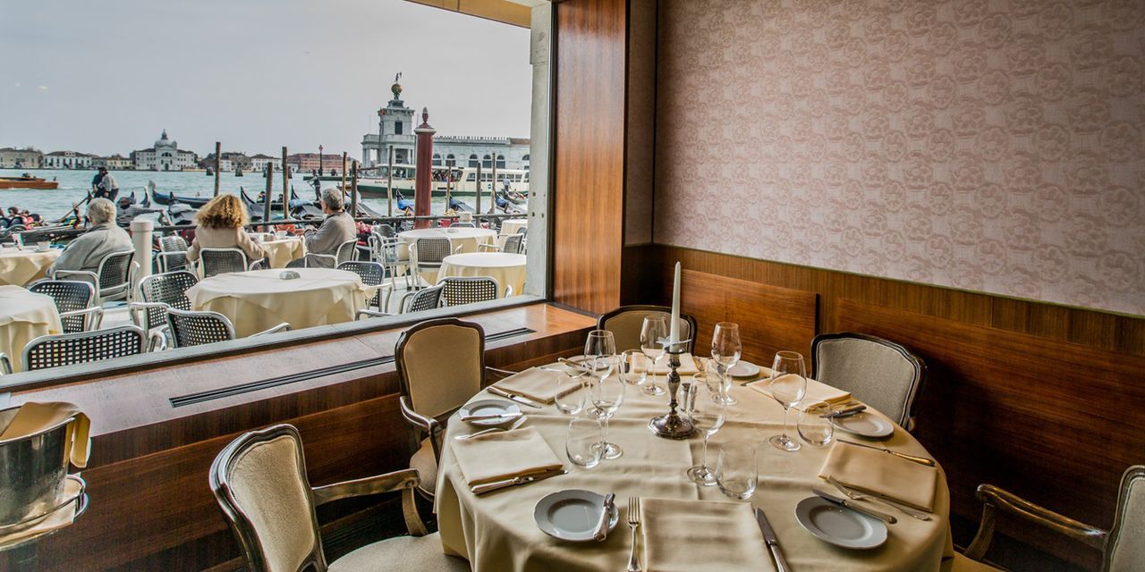 Hotel Monaco & Grand Canal