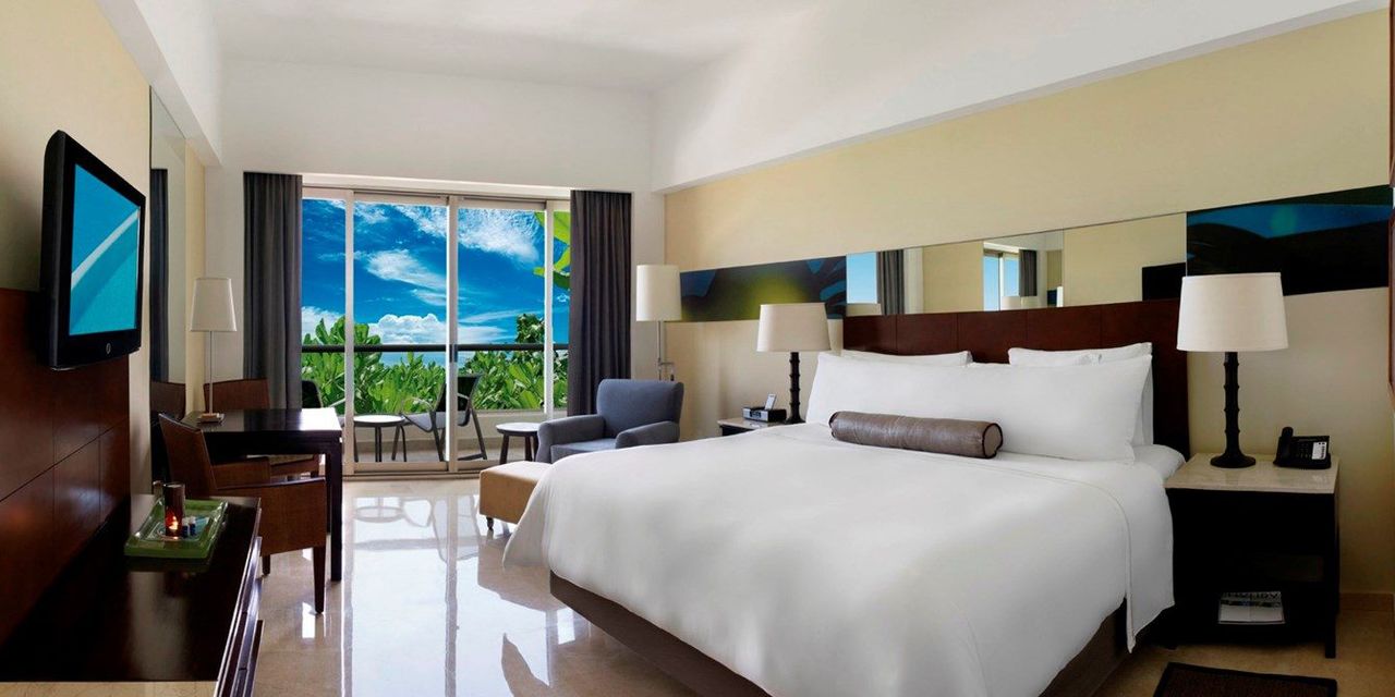 Live Aqua Beach Resort Cancun