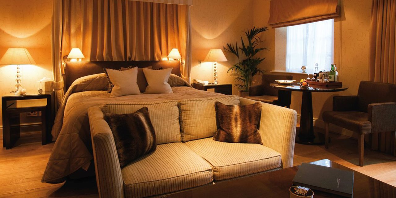 Belmond Le Manoir aux Quat' Saisons