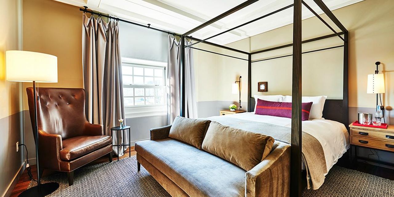 The Hollywood Roosevelt