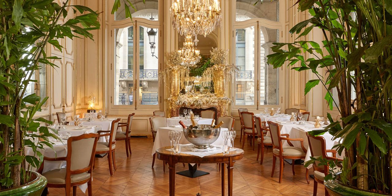 hotel regina louvre paris france