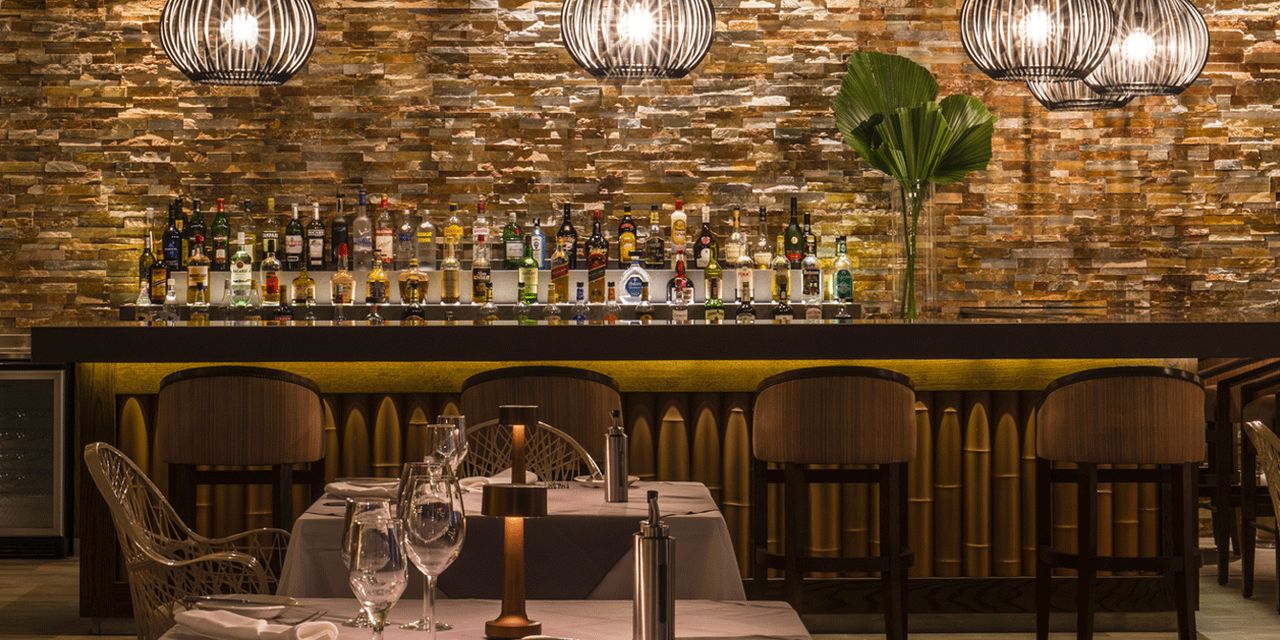 Blue Waters Resort & Spa