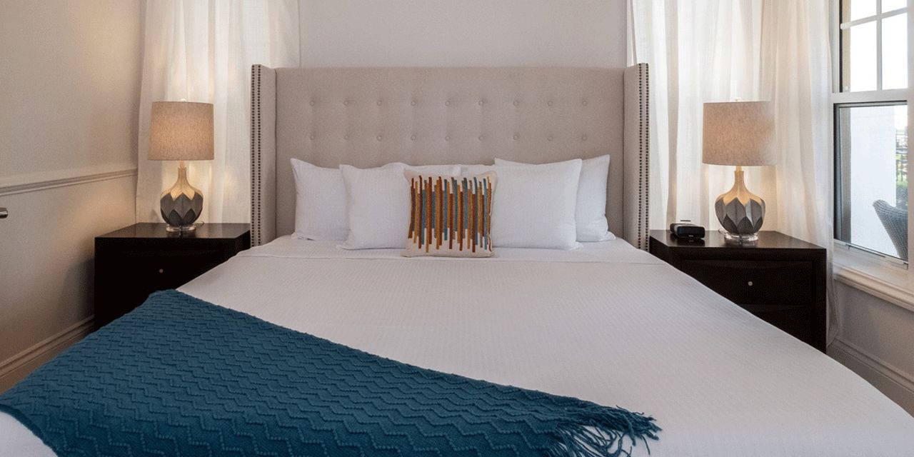 Marlin Bay Resort & Marina