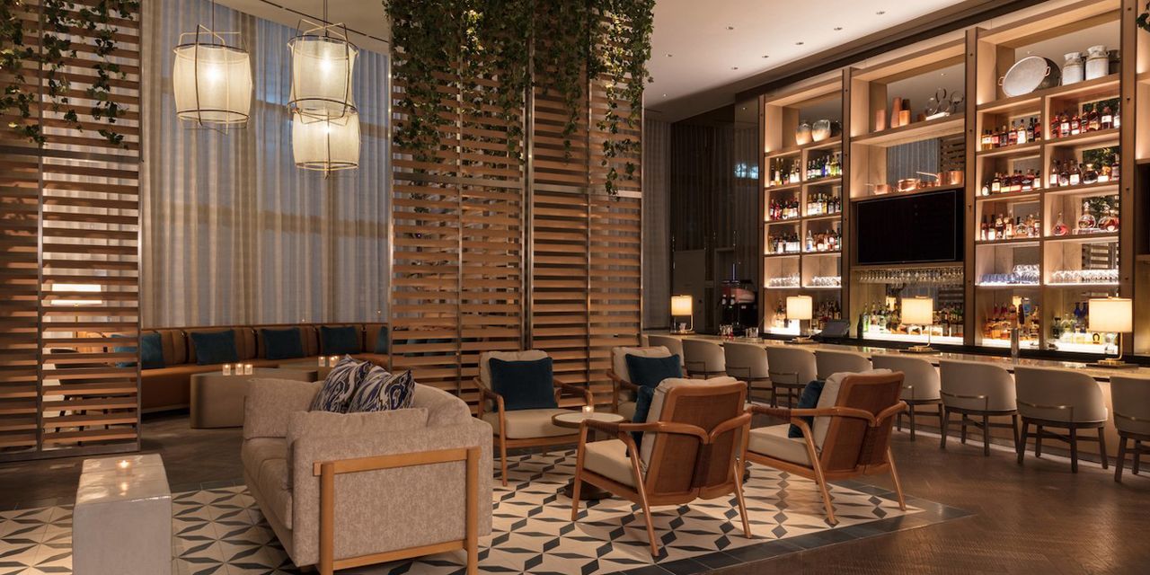 Hotel Beaux Arts Miami