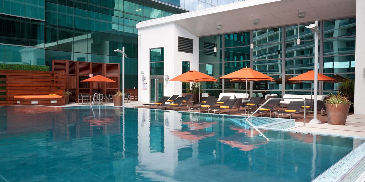 Hotel Beaux Arts Miami