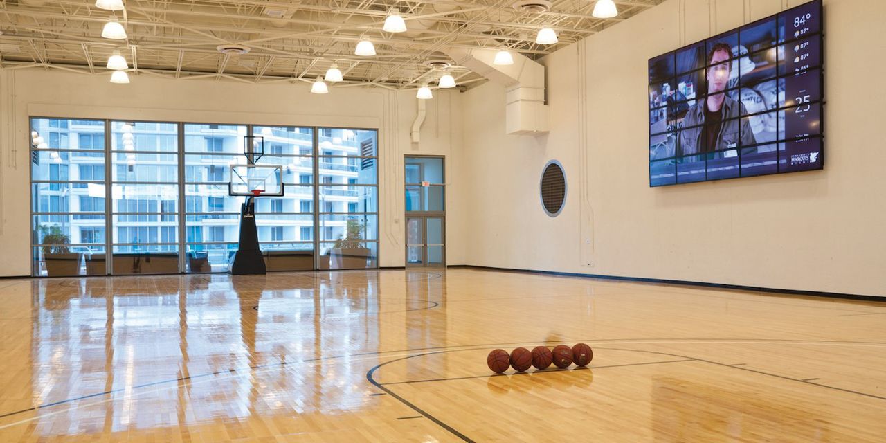 Hotel Beaux Arts Miami