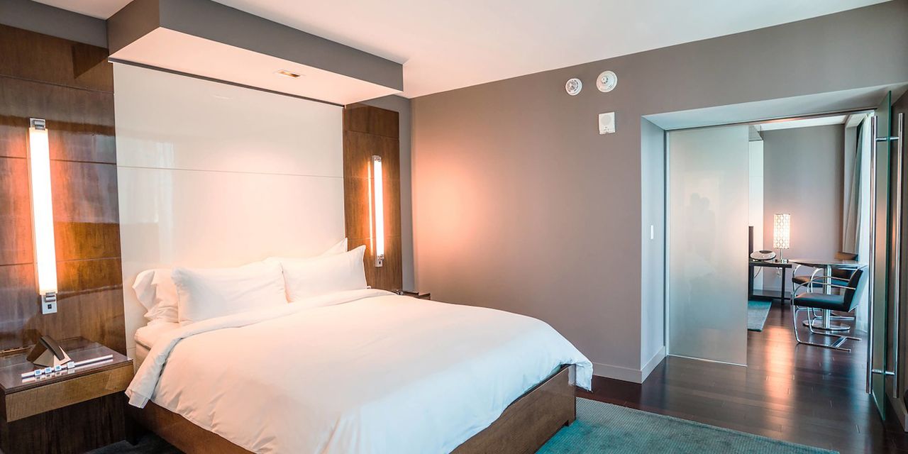 Hotel Beaux Arts Miami