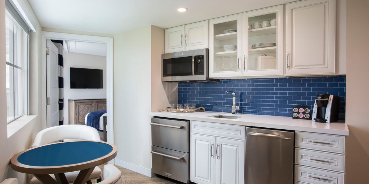 Hutchinson Shores Resort & Spa