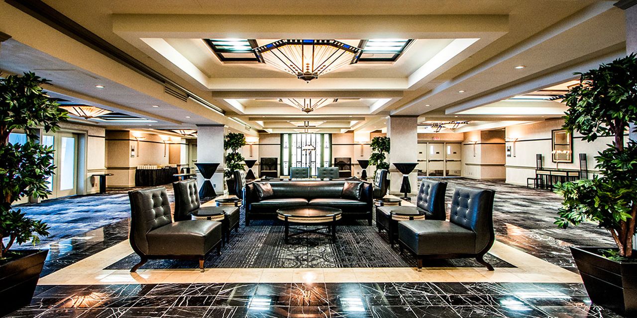 Rimrock Resort Hotel