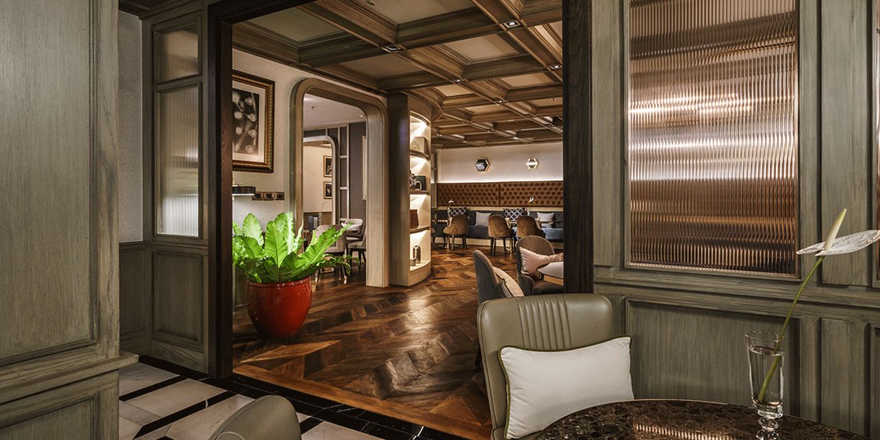 Akyra Thonglor Bangkok