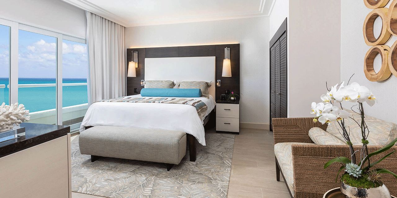 The Palms Hotel & Spa