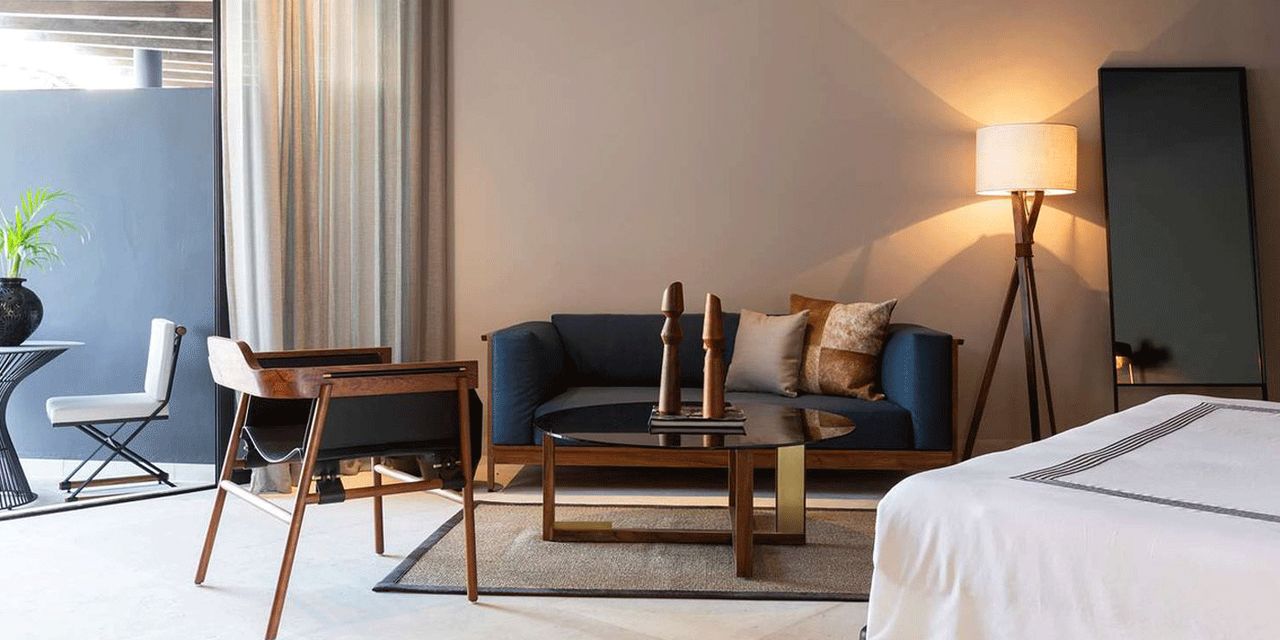 Thompson Zihuatanejo