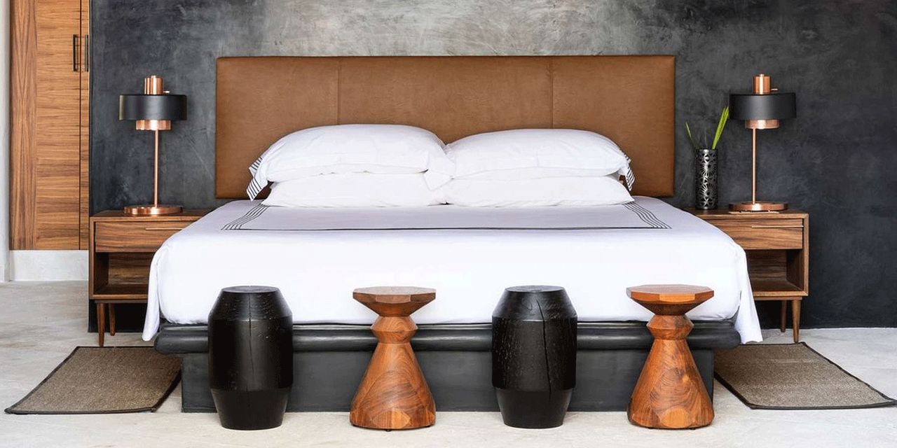 Thompson Zihuatanejo