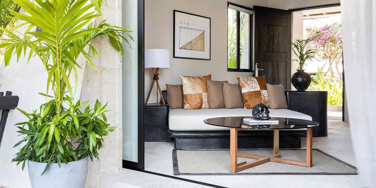 Thompson Zihuatanejo