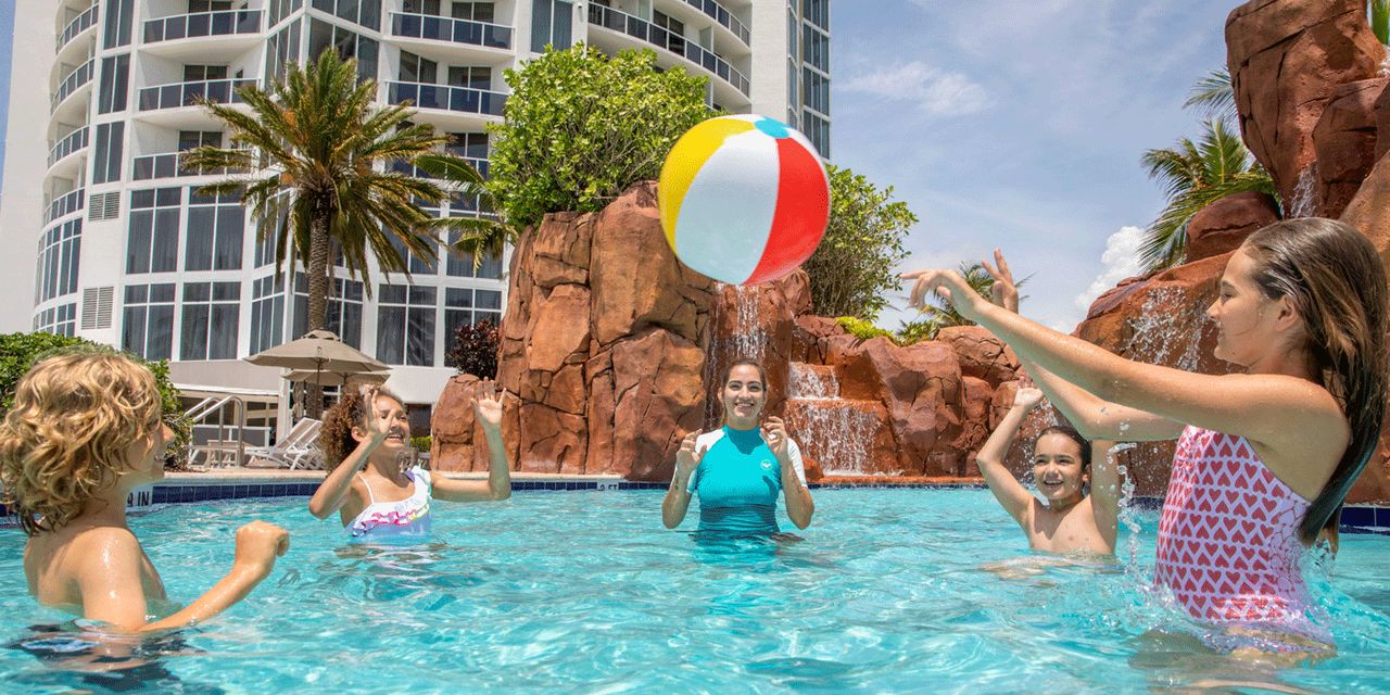 Trump International Beach Resort