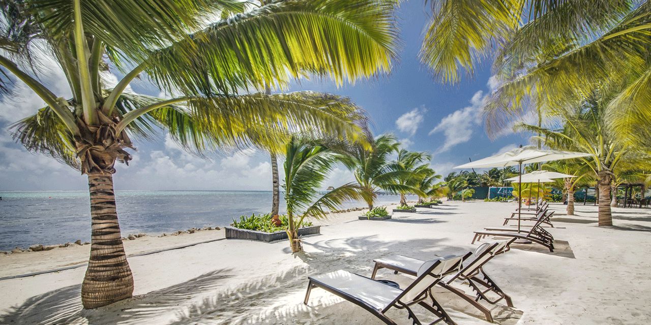 Las Terrazas Resort & Residences