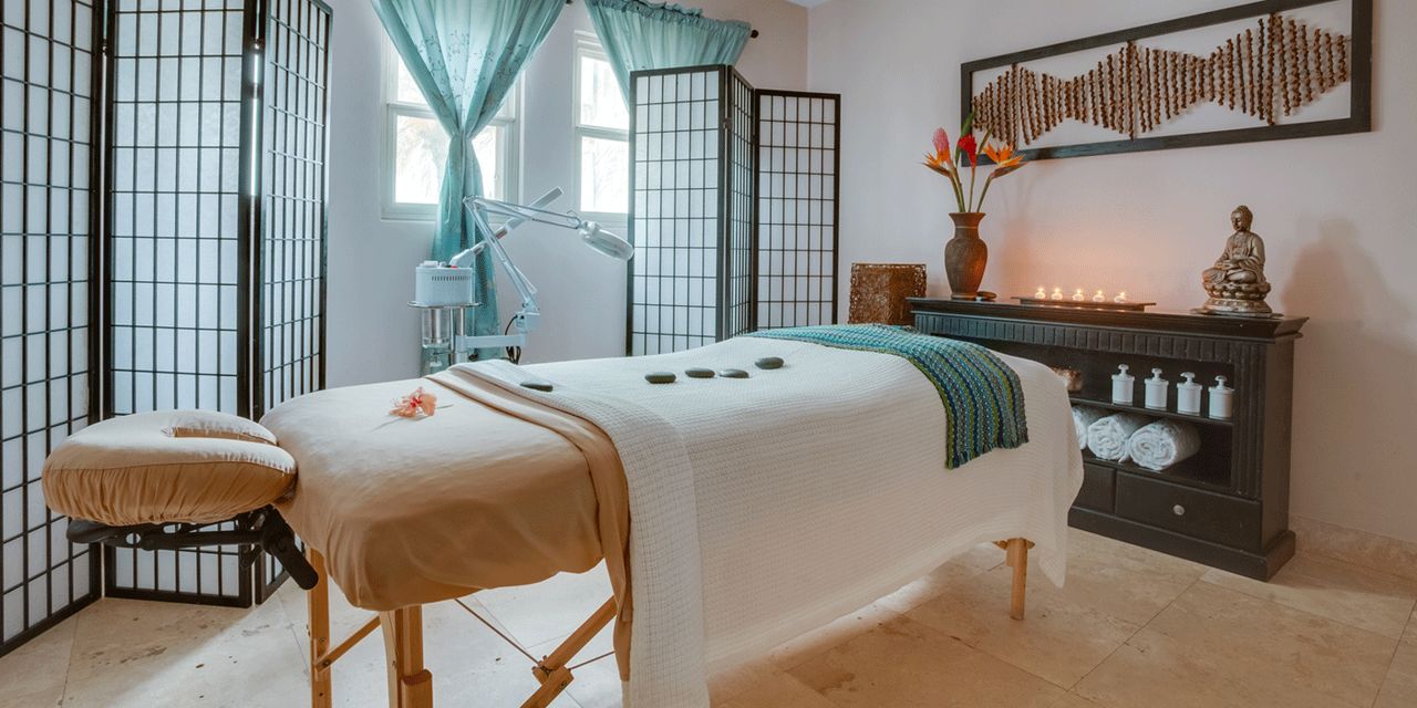 Las Terrazas Resort & Residences