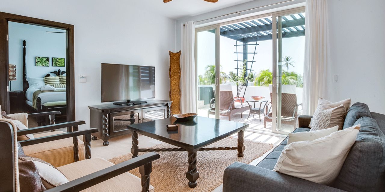 Las Terrazas Resort & Residences