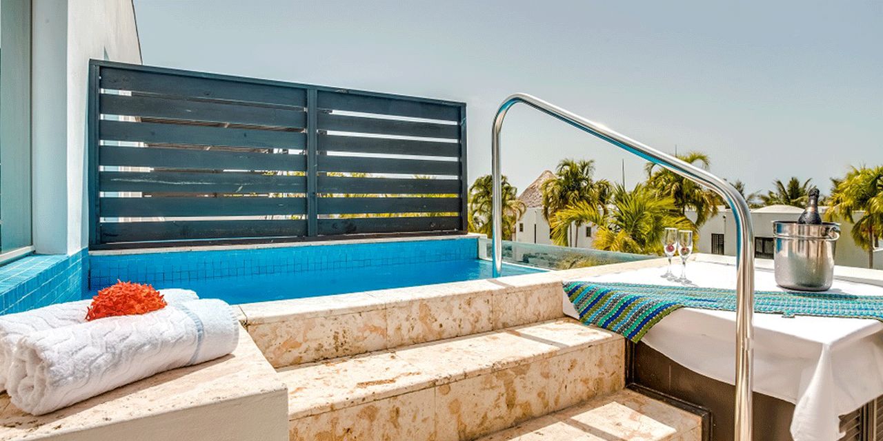 Las Terrazas Resort & Residences