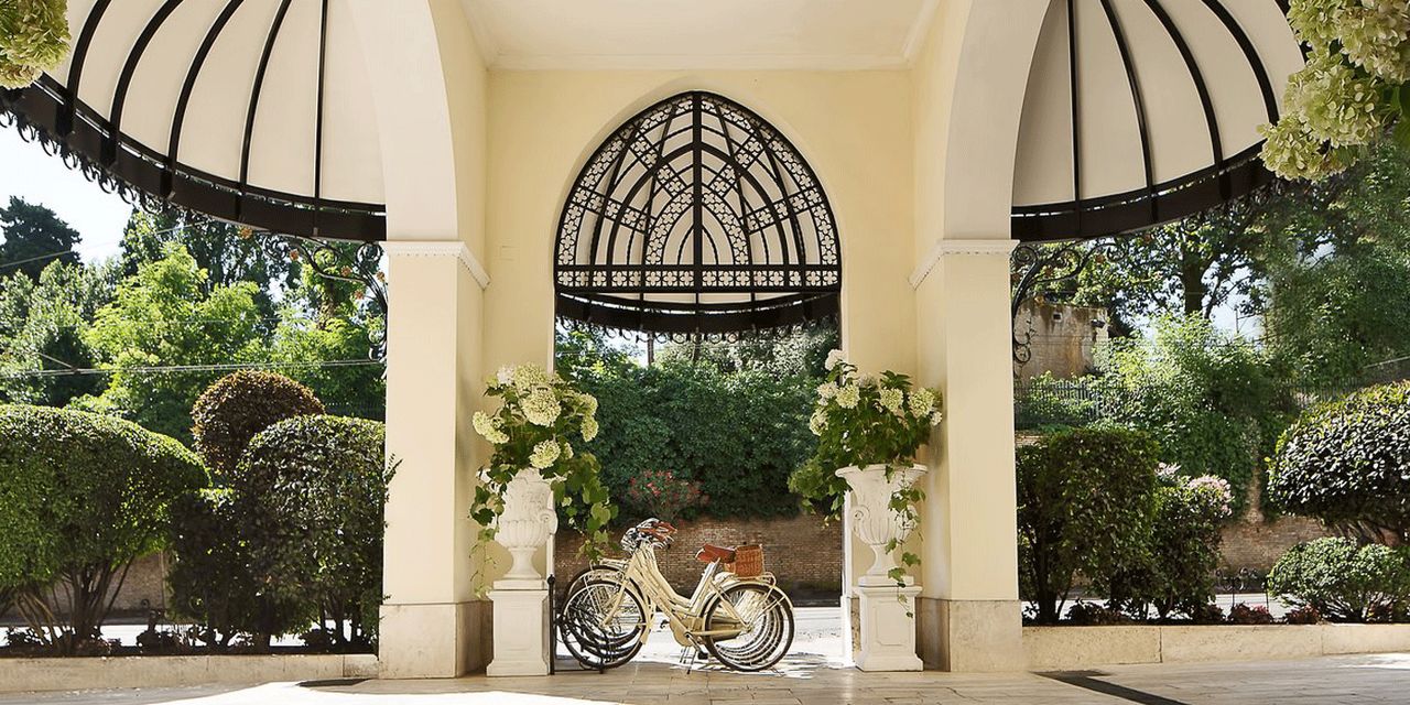 Aldrovandi Villa Borghese