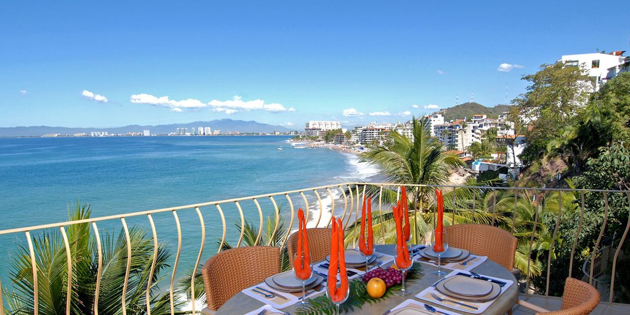 Puerto Vallarta Beach Club