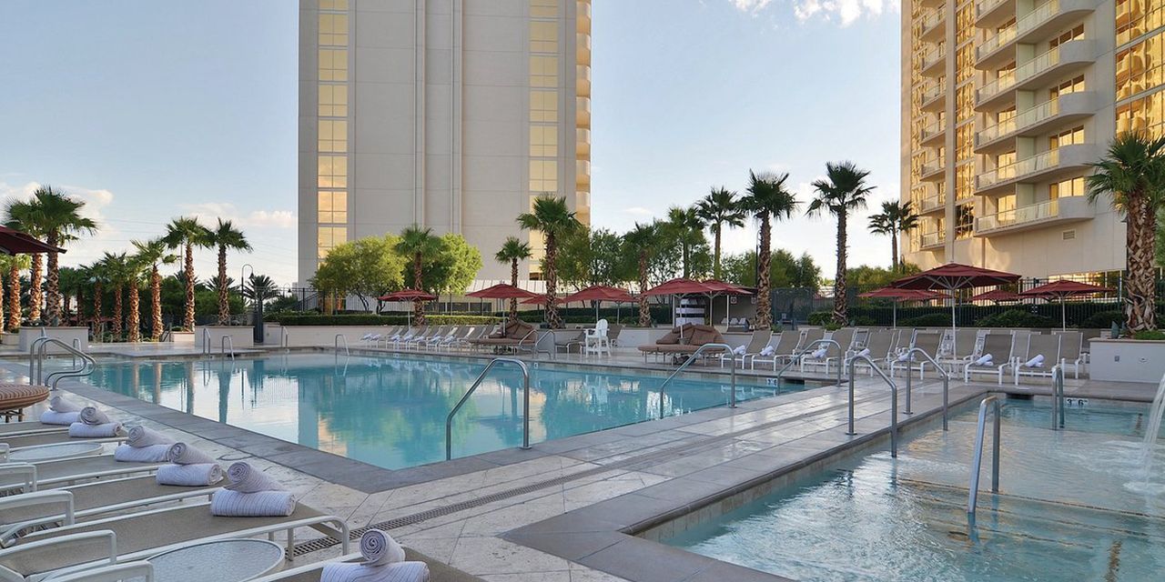 The Signature at MGM Grand