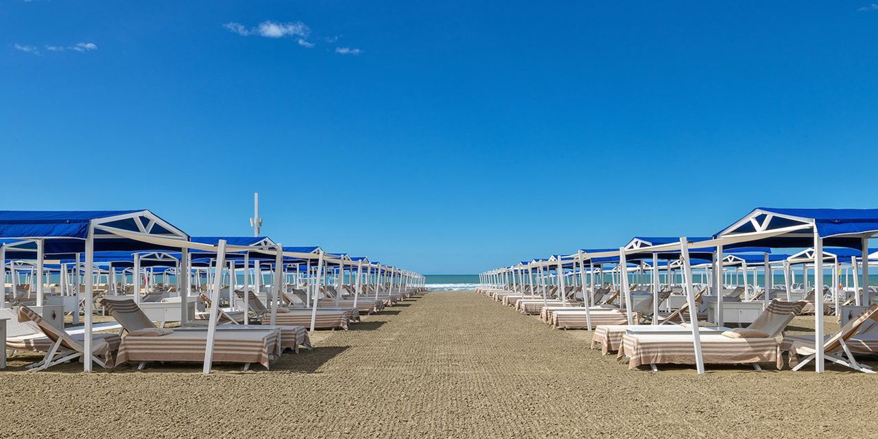 Augustus Hotel & Resort