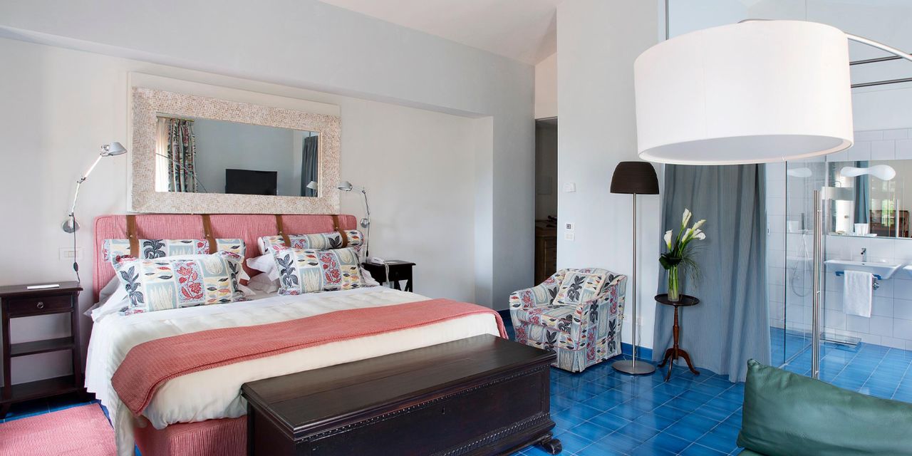 Augustus Hotel & Resort