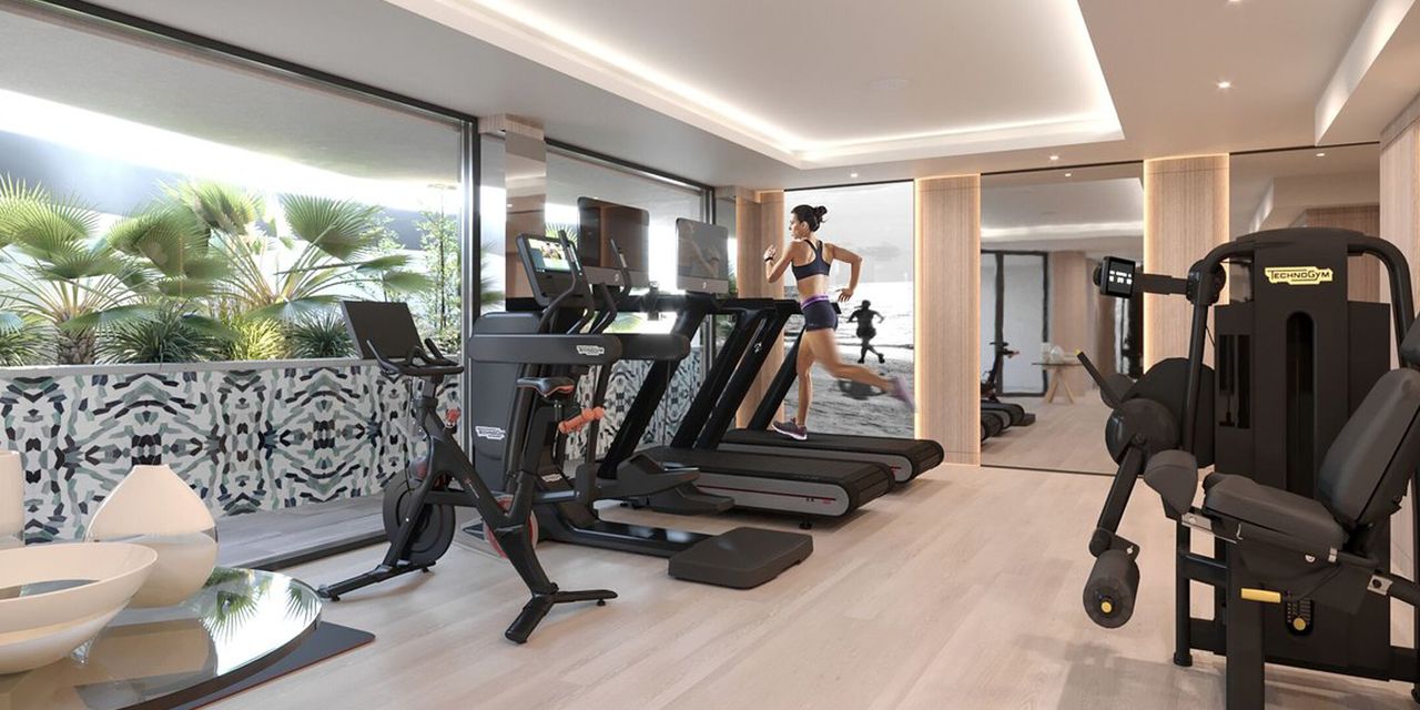 Oceana Beach Club Hotel