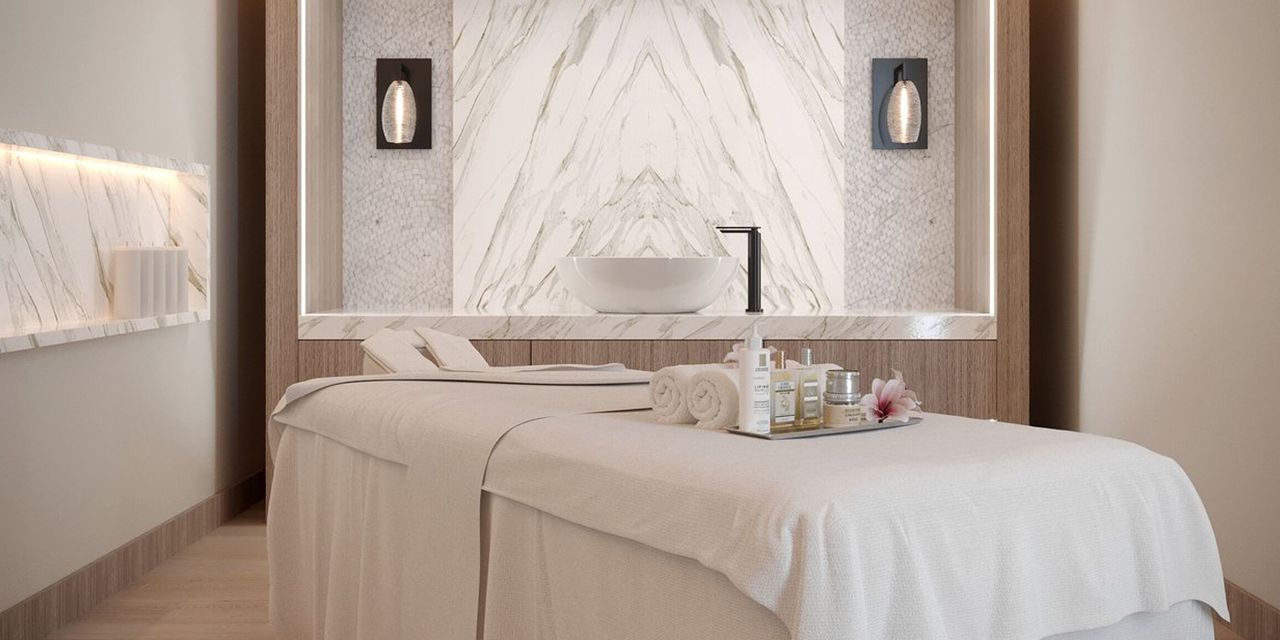 Oceana Beach Club Hotel