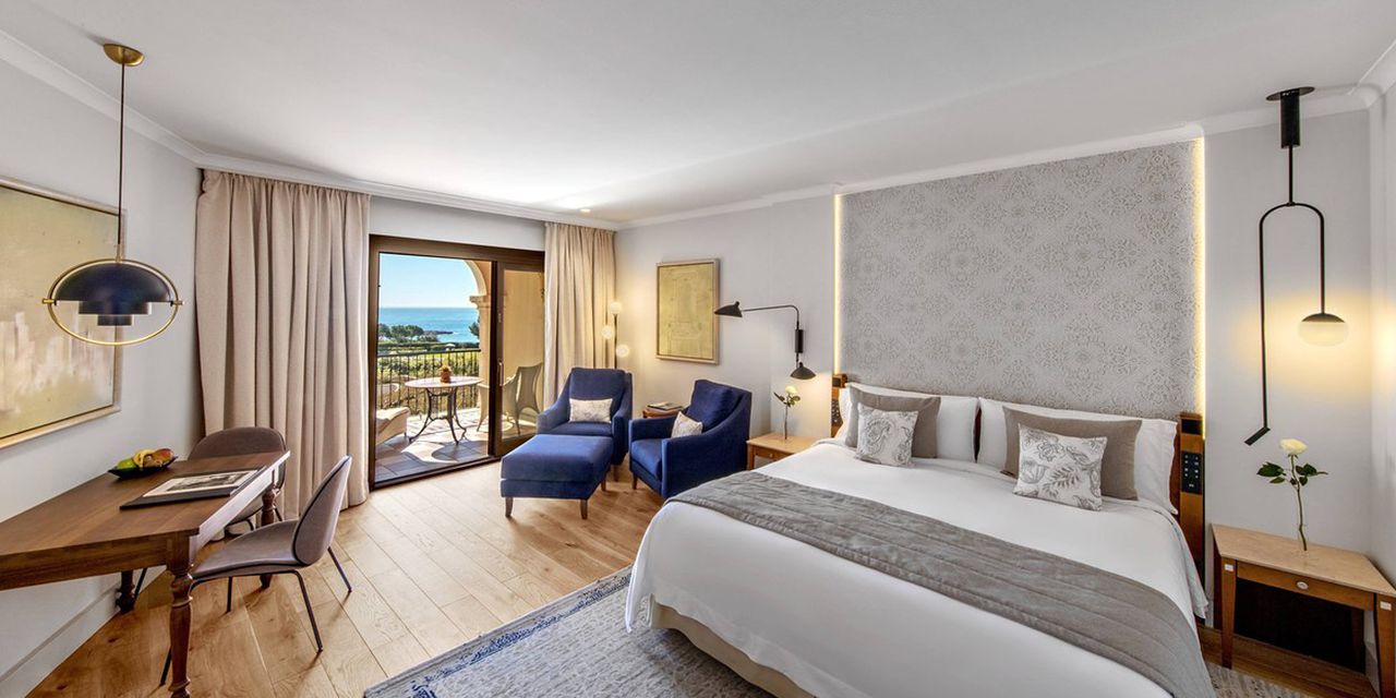 The St. Regis Mardavall Mallorca Resort