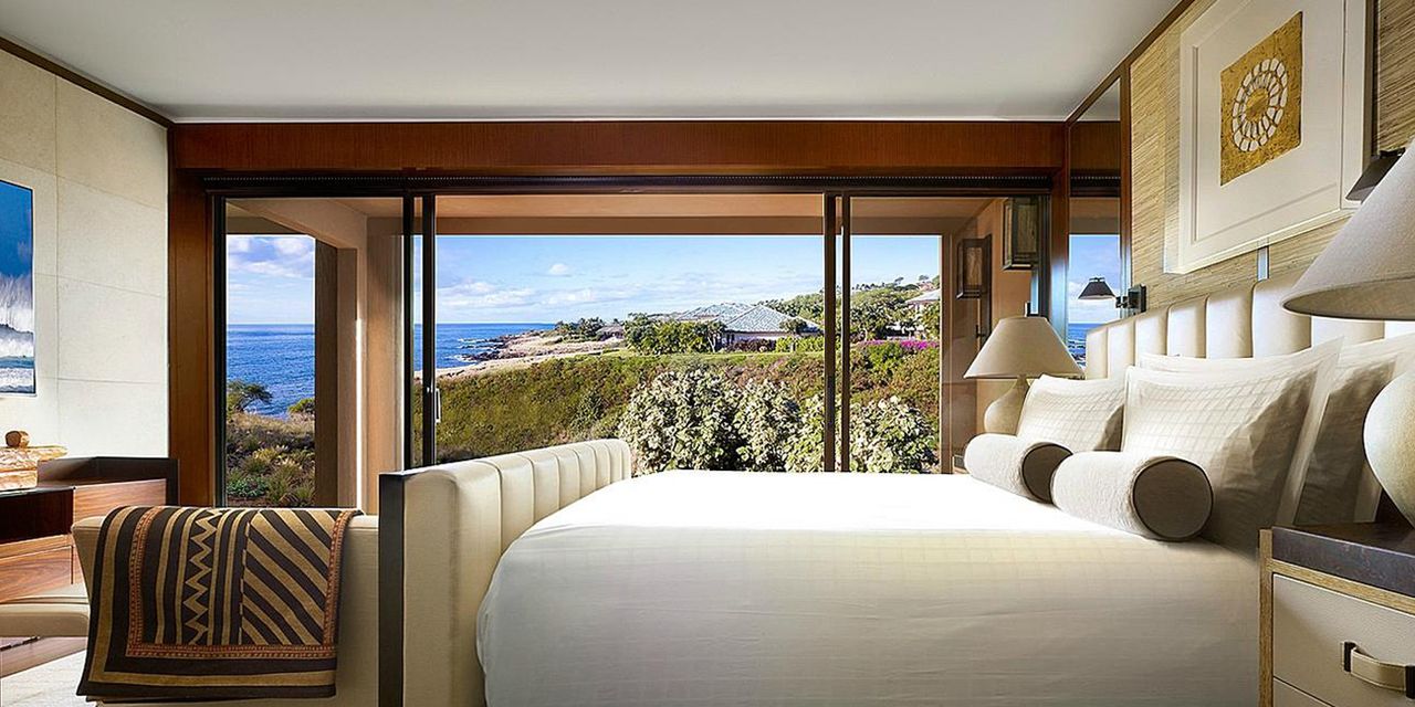 Four Seasons Resort Lanai