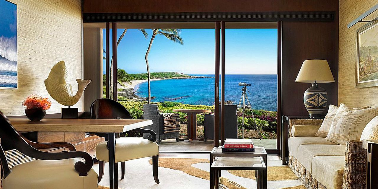 Four Seasons Resort Lanai
