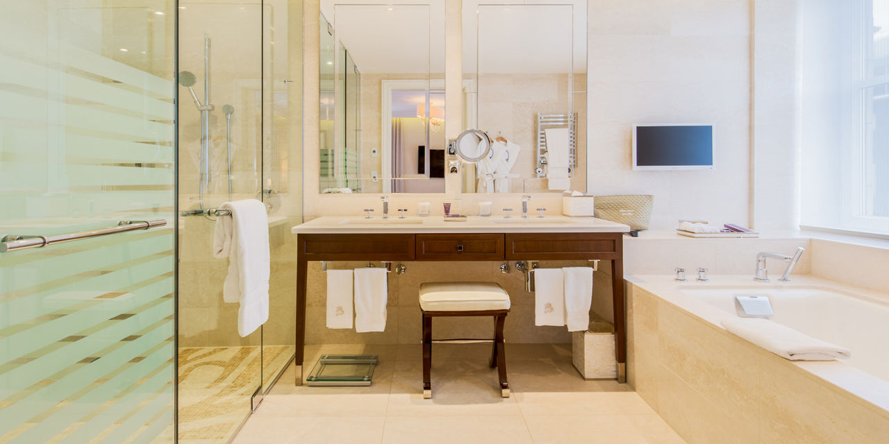 The Ritz-Carlton, Montreal