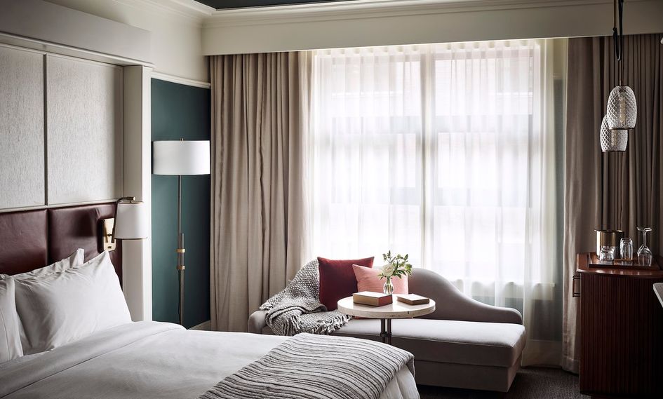 Perry Lane Hotel, A Luxury Collection Hotel