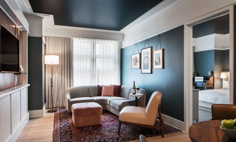 Perry Lane Hotel, A Luxury Collection Hotel