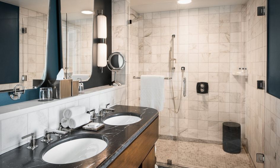 Perry Lane Hotel, A Luxury Collection Hotel