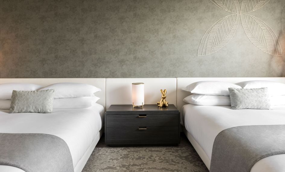 Kimpton La Peer Hotel