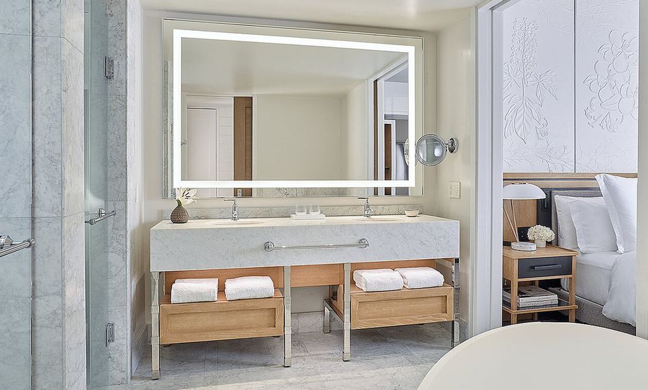 Four Seasons Hotel New Orleans