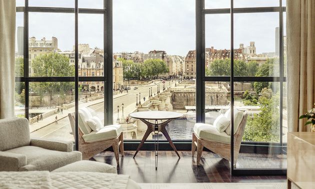 1 King bed, at Cheval Blanc Paris