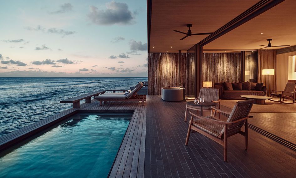 Patina Maldives, Fari Islands