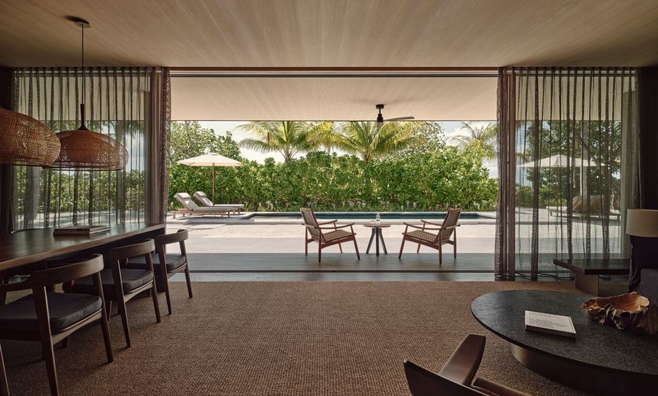 Patina Maldives, Fari Islands