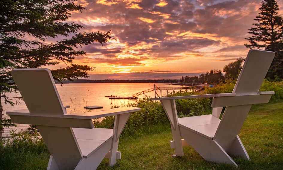 Spruce Point Inn Resort & Spa