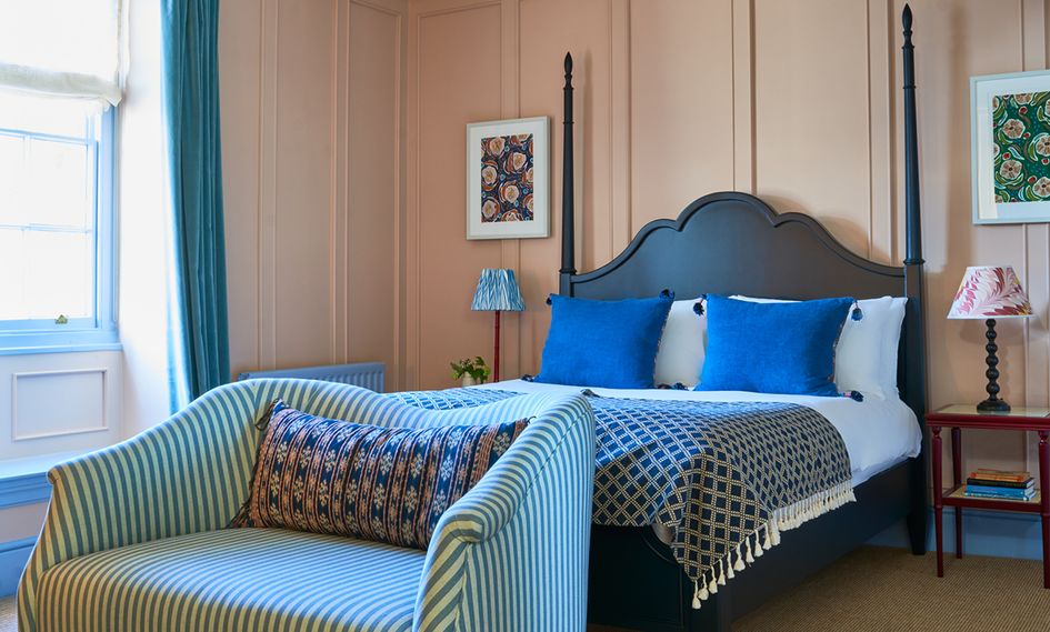 The Mitre Hampton Court